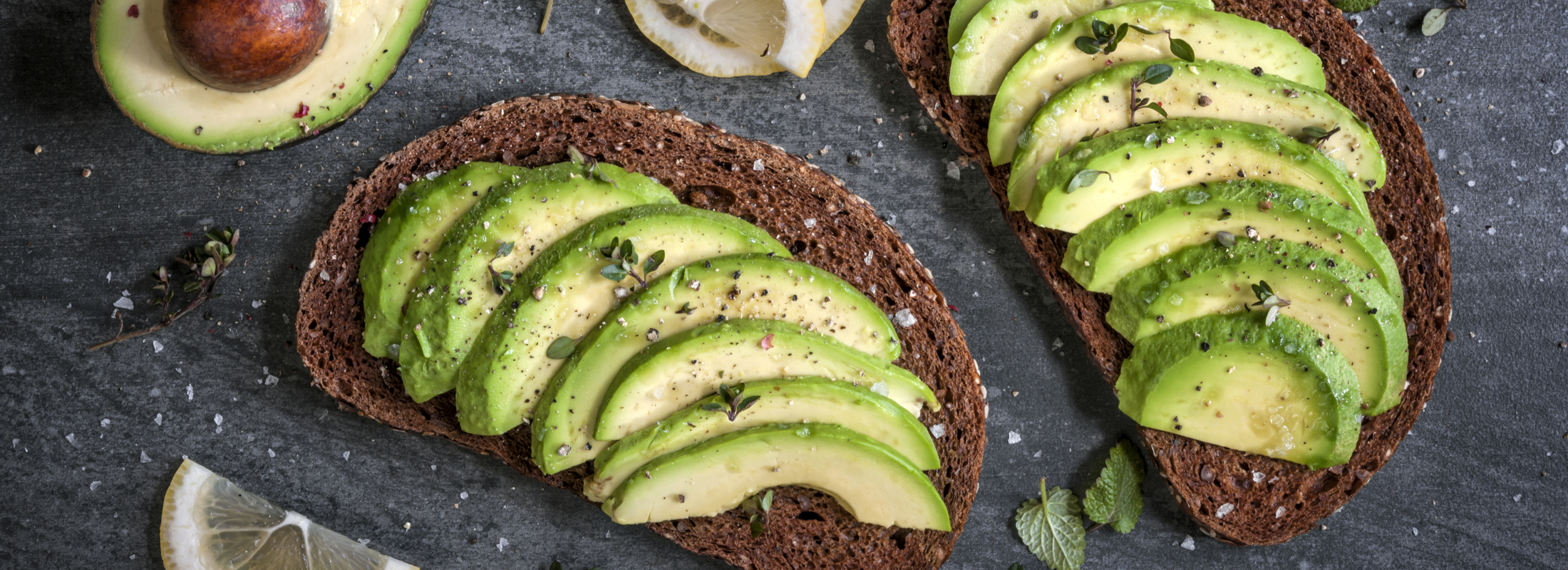 5 Snacks Rich in Healthy Fats