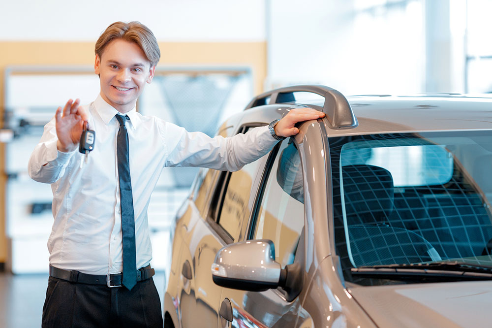 Benefits of Financing and Leasing a Car